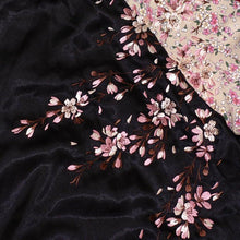 Load image into Gallery viewer, JAPANISUQUE Cherry Blossom Crape Sleeve Sukajan