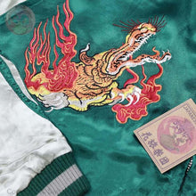 Load image into Gallery viewer, HANATABIGAKUDAN Fox of Nine Tails Reversible Sukajan