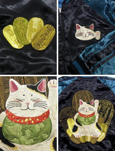 Load image into Gallery viewer, [HANATABIGAKUDAN] Beckoning Cat Reversible Souvenir Jacket - sukajack