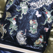 Load image into Gallery viewer, HANATABIGAKUDAN Dancing Frog&#39;s Souvenir Jacket
